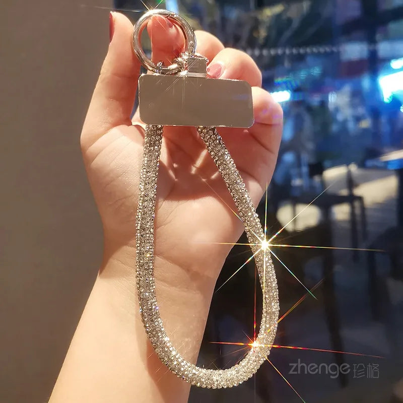 Luxury Full Diamond Phone Lanyard – Light Luxury Wrist Keychain