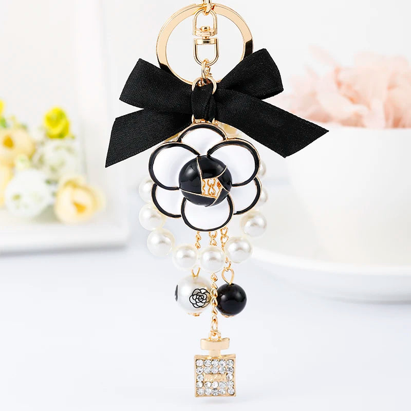 Luxury Camellia Keychain – Alloy & Fabric Flower Jewelry for Women