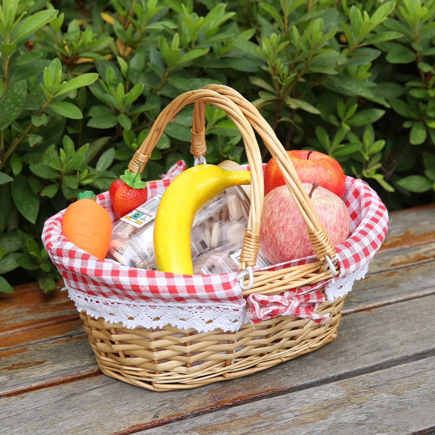 New Handmade Wicker Picnic Basket