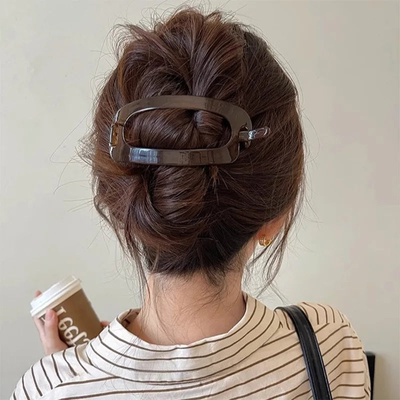 Oval Hair Claw Clip