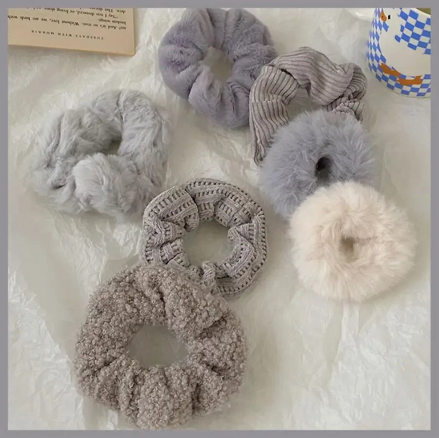 Lovely Hair Scunchies Set