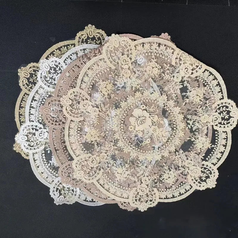 Retro Style Lace Placemat