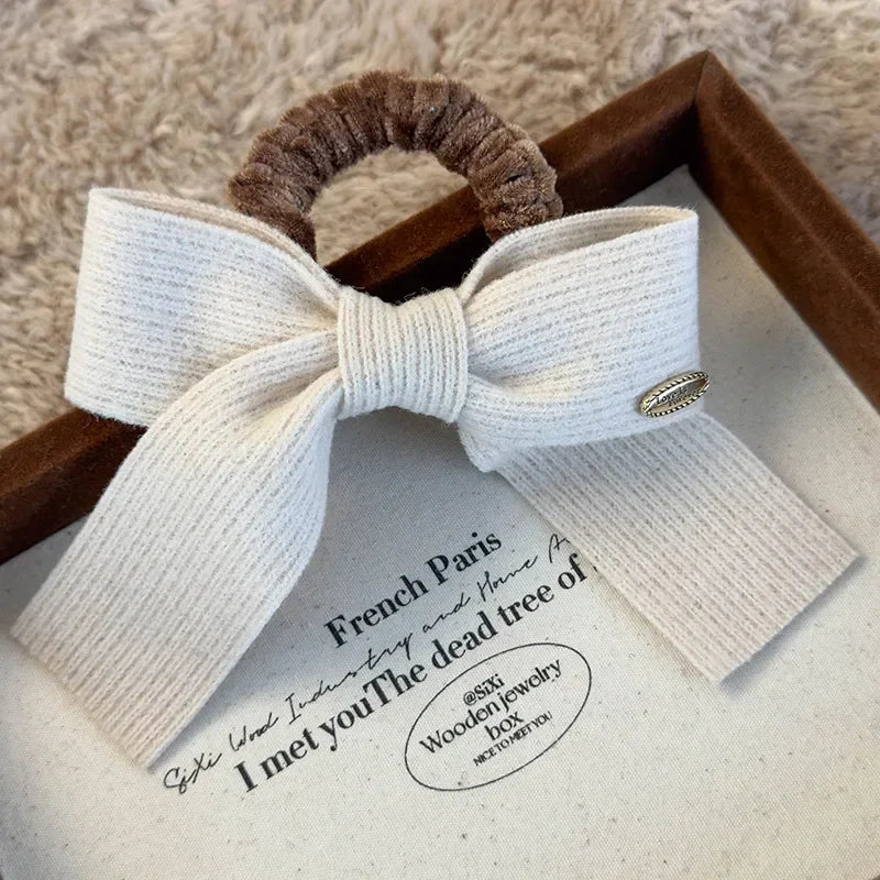 Retro Knitted Hairbow