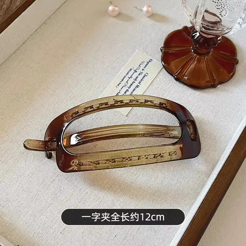 Oval Hair Claw Clip