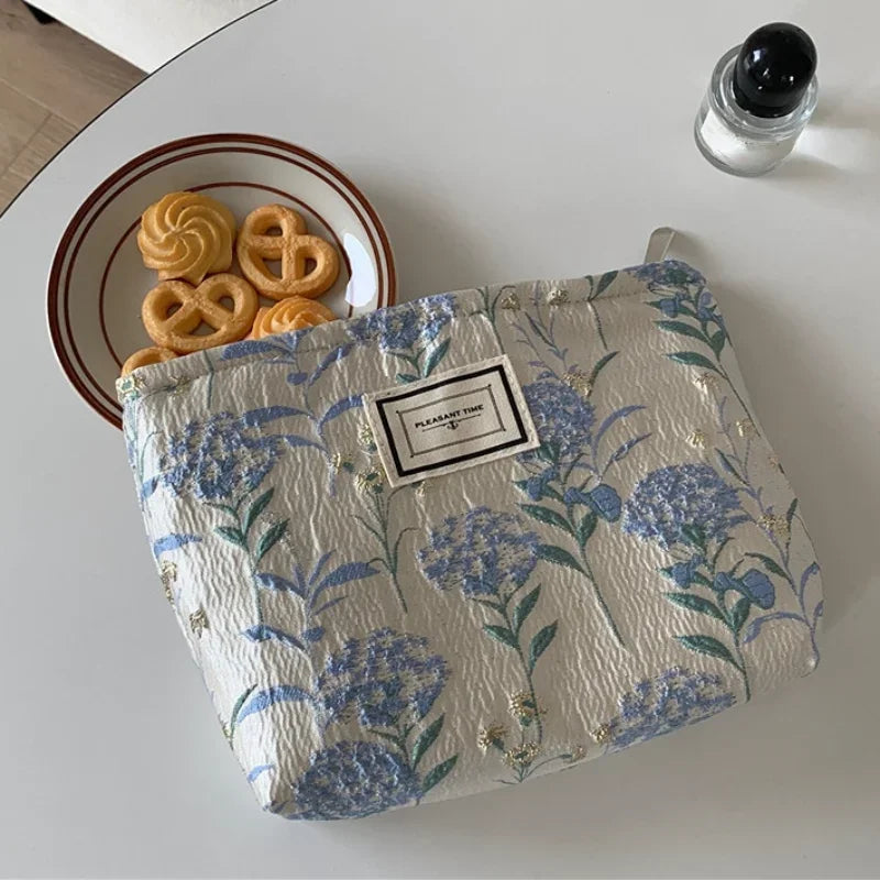 New Flower Printed Makeup Pouch