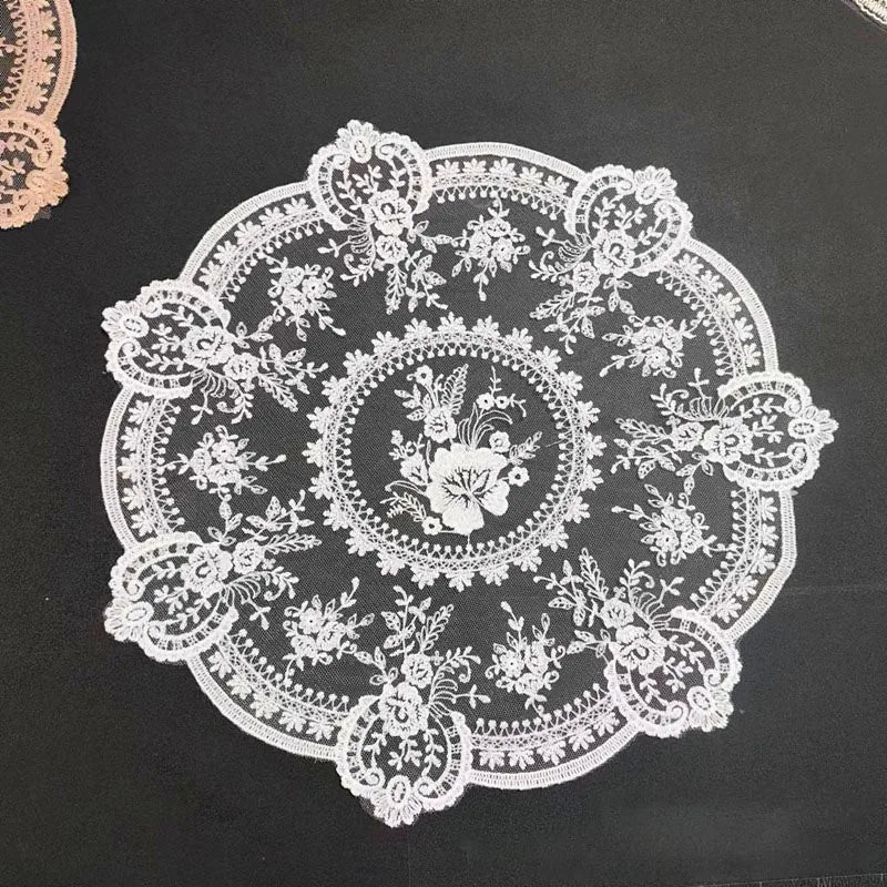 Retro Style Lace Placemat