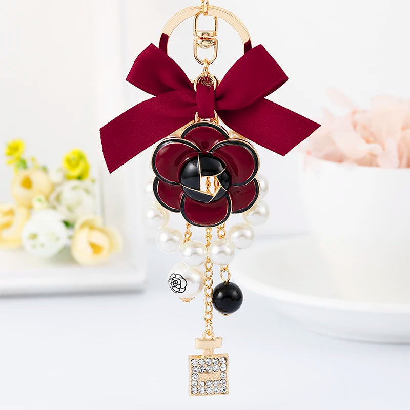 Luxury Camellia Keychain – Alloy & Fabric Flower Jewelry for Women