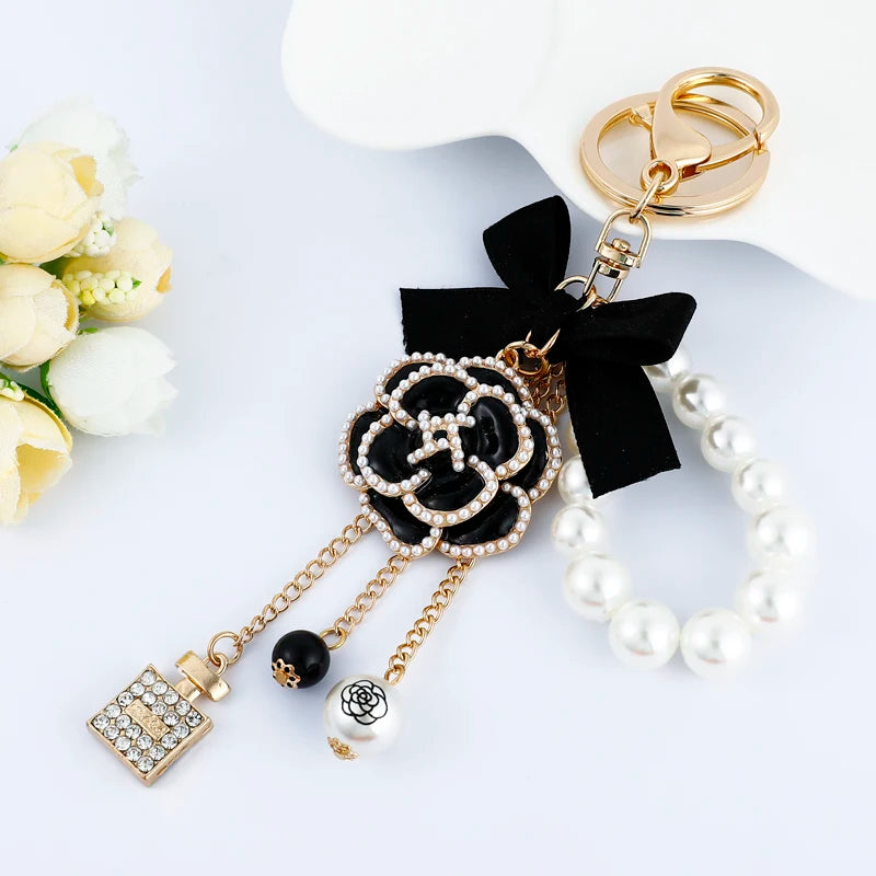 Luxury Camellia Keychain – Alloy & Fabric Flower Jewelry for Women