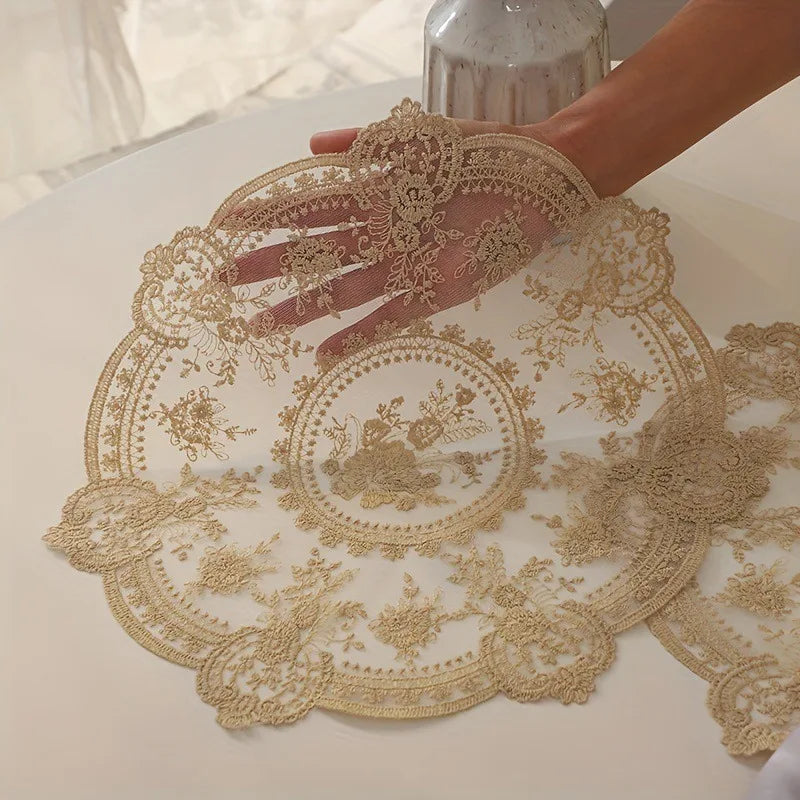 Retro Style Lace Placemat