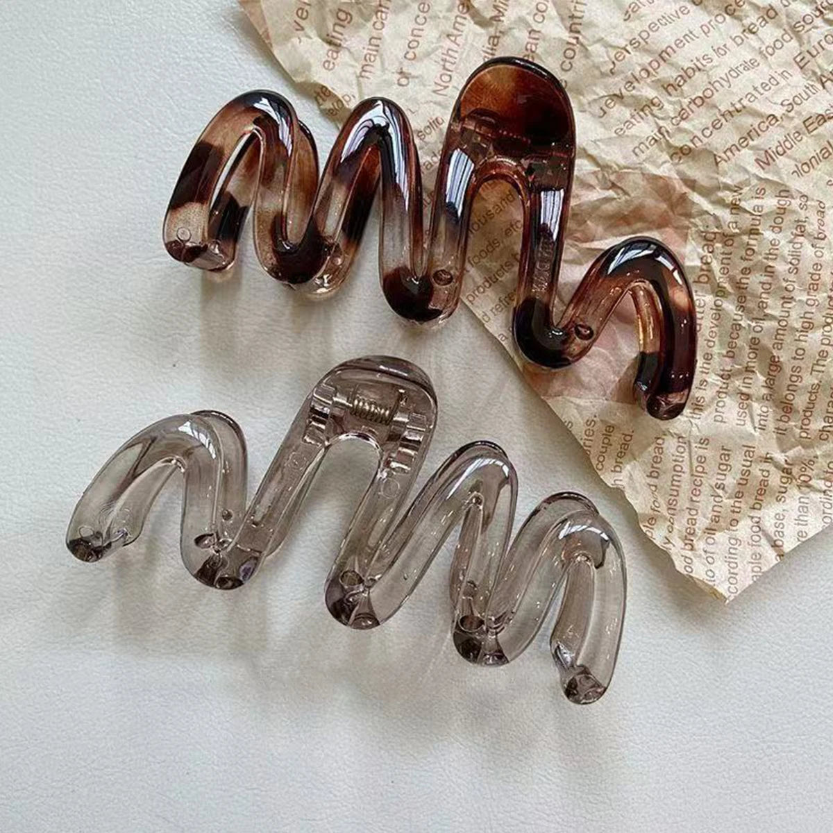 Glossy Elegant Hair Clip
