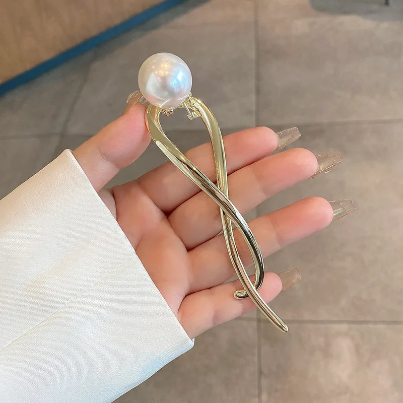 Sweet Pearl Hair Clip