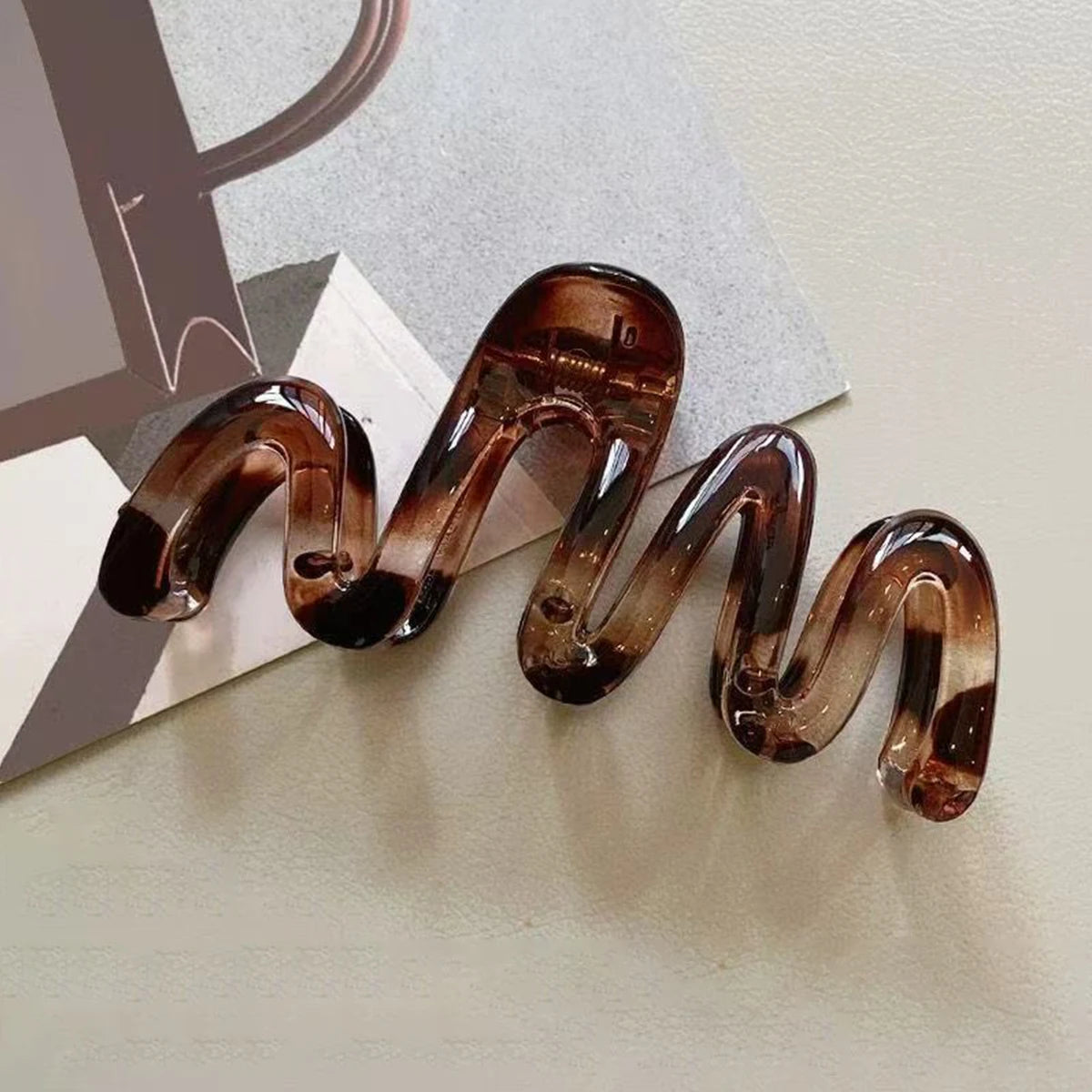 Glossy Elegant Hair Clip