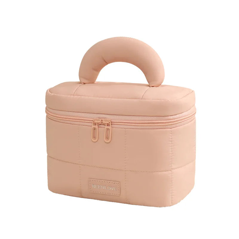 Minimal Beauty Cloud Makeup Pouch