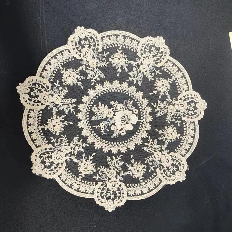 Retro Style Lace Placemat